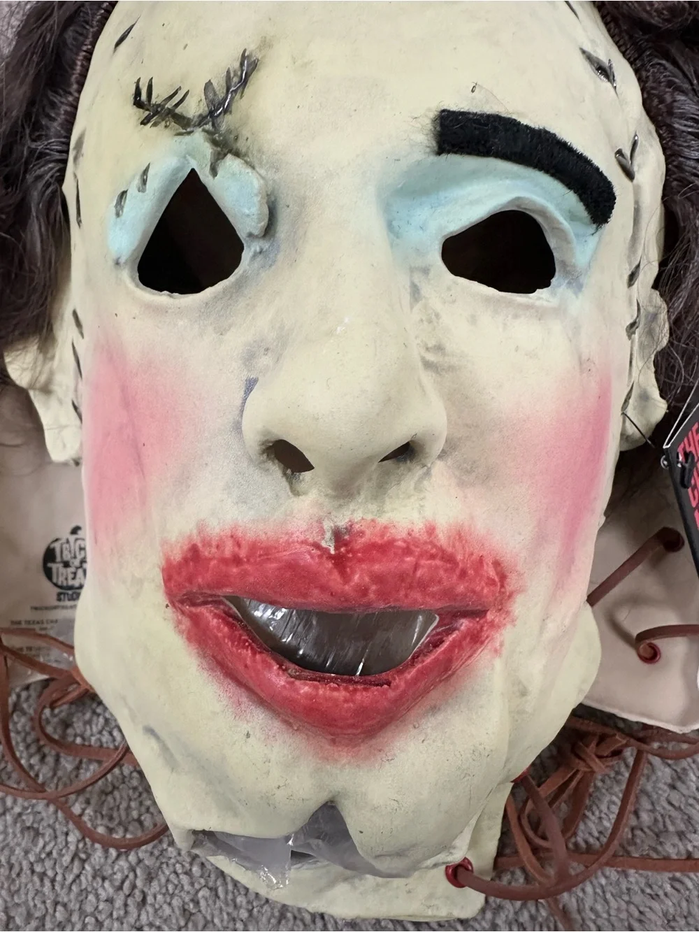 The Texas Chainsaw Massacre (1974) - Leatherface Pretty Woman Mask